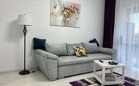 One Apartment Militari
