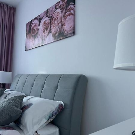One Apartment Militari Бухарест Экстерьер фото