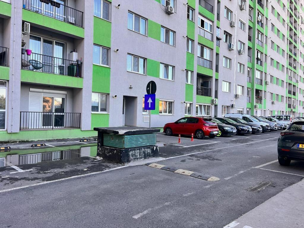 One Apartment Militari Бухарест Экстерьер фото